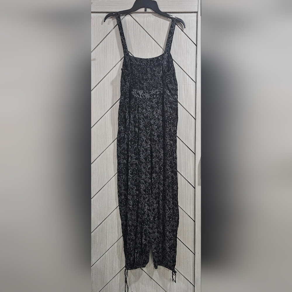 Universal Thread Black Patterned Jumpsuit - image 3